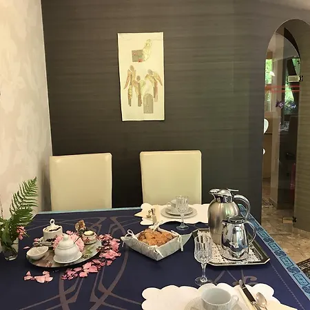 La Romance Couette-café